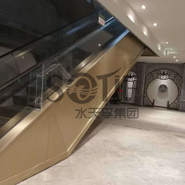 【水天富客戶案例】2018-4-1金徽酒廠養酒館的不銹鋼甲骨文扶梯