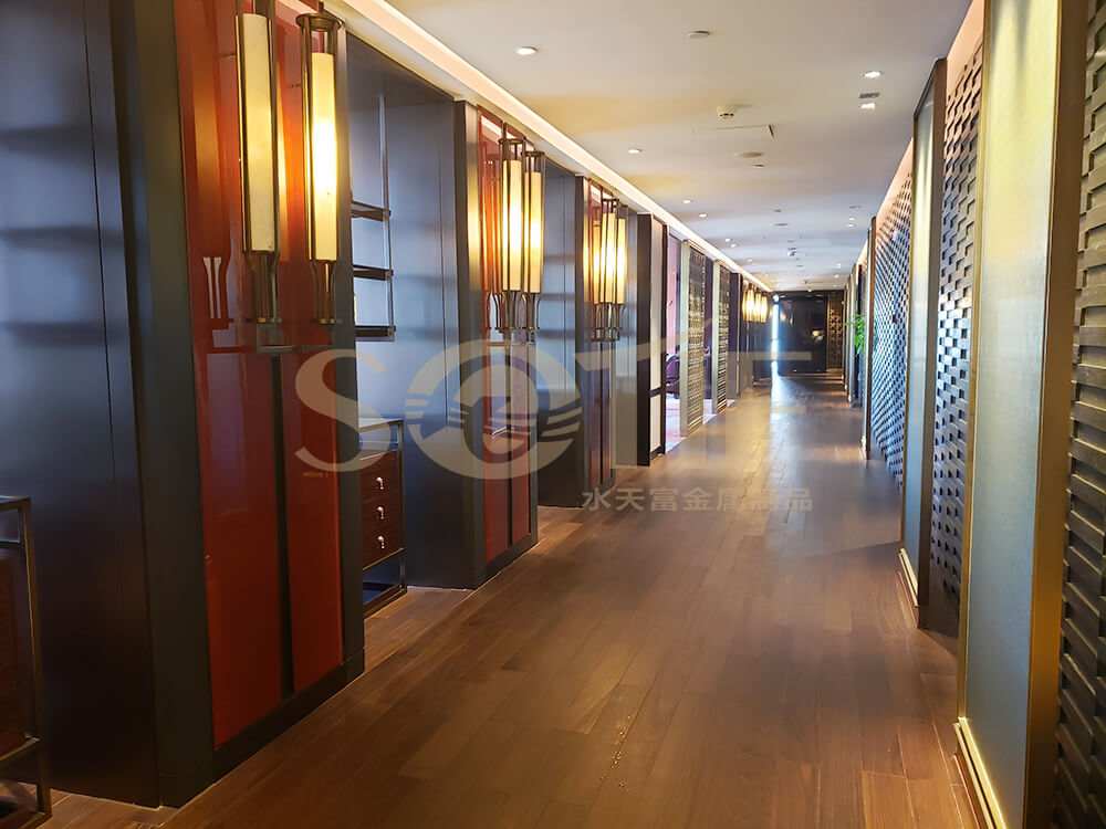 不銹鋼屏風(fēng)表面為什么要做無指紋處理